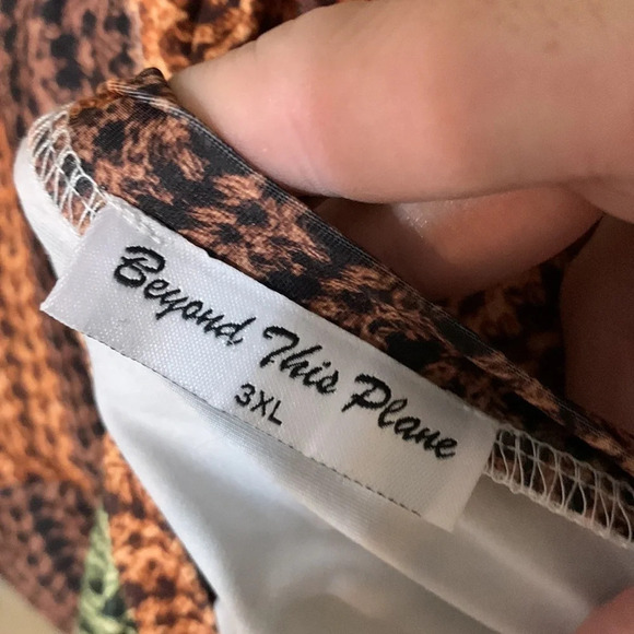 Beyond this Plane Tunic - Picture 3 of 3